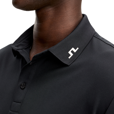 J Lindeberg KV Print Golfpike herr I Svart