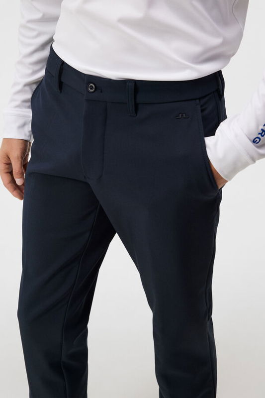 Varmfodrade Golfbyxor J Lindeberg Ellot Bonded Fleece Herr Navy GMPA08627_6855_006_For screen use PNG (dpi 150)