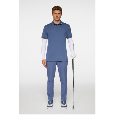 J Lindeberg Golf I Tour Tech Golfpiké Herr I Vintage Indigo