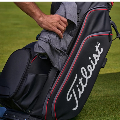 Titleist Golfbag Hybrid 14 StaDry Svart/Röd I Vattentät golfbag