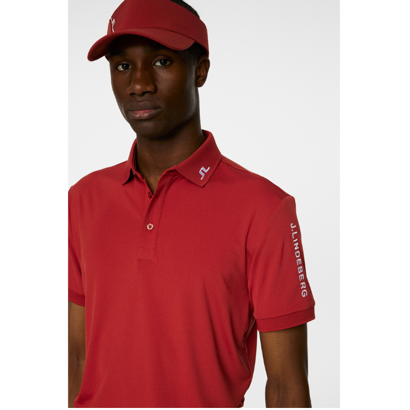 J Lindeberg Golf I Tour Tech Golfpiké Herr I Bossa Nova