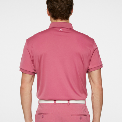 J Lindeberg Golf I Tour Tech Golfpiké Herr I Rose Wine