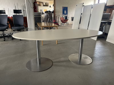 Begagnat konferensbord 200 cm