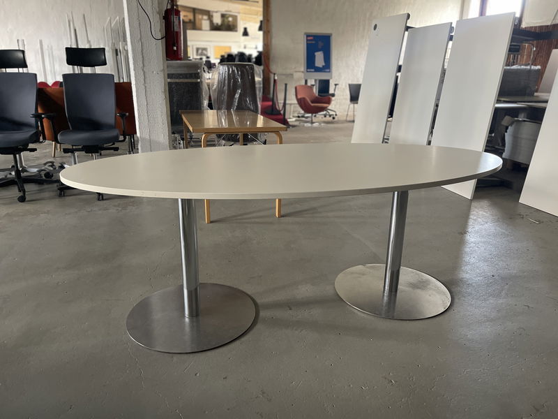 Begagnat konferensbord 200 cm