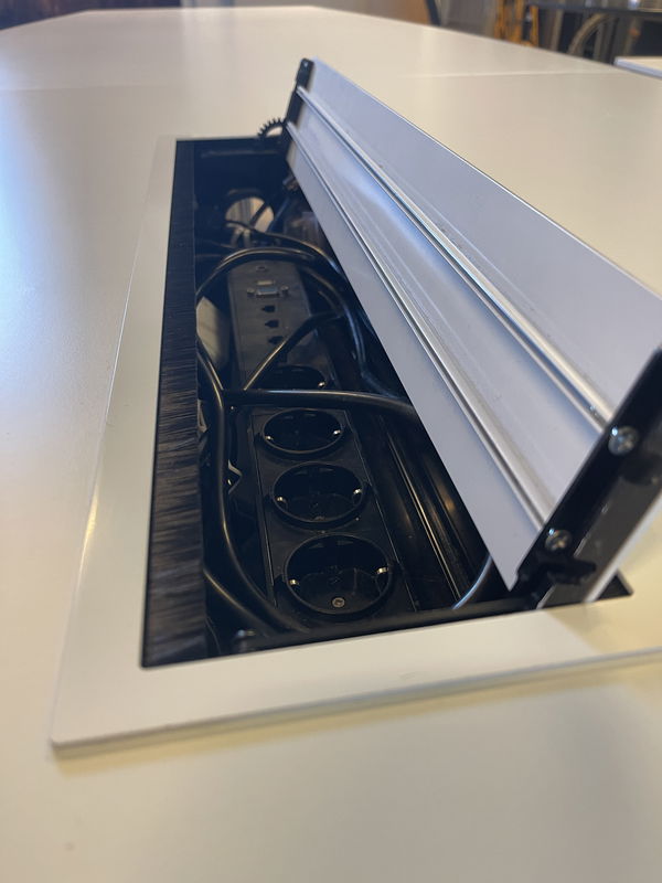 INOFF Konferensbord båtform 380cm