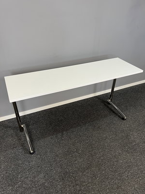 Skrivbord 140x43cm