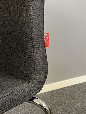 Konferensstol Brizley Vario