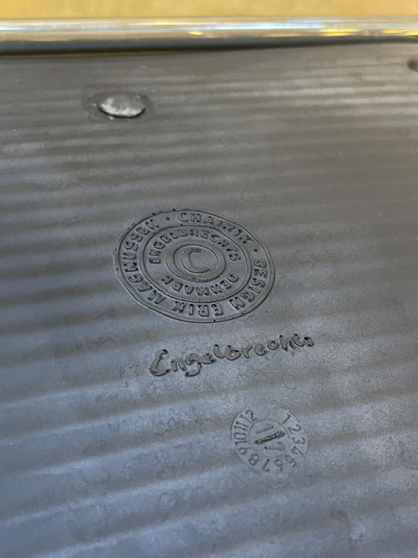 ERIK MAGNUSSEN. Engelbrechts "Chairik"