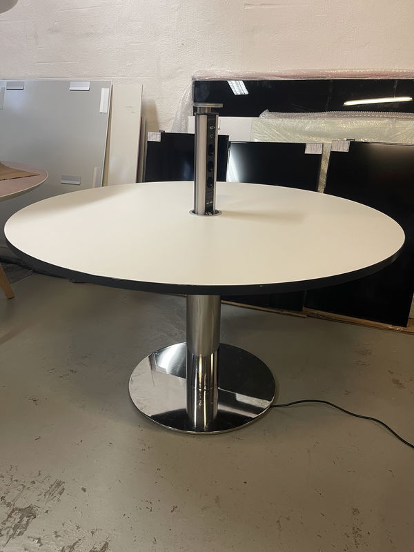 Runt bord Ø127cm H72,5cm