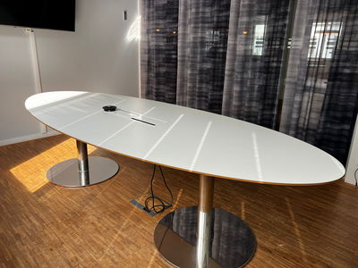 Konferensbord 300x120cm