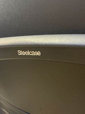 STEELCASE Leap V2