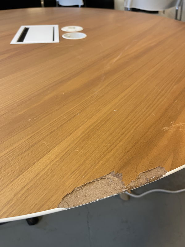 ARPER Runt bord Ø133cm