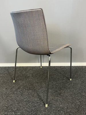 Konferensstol Arper Catifa 46