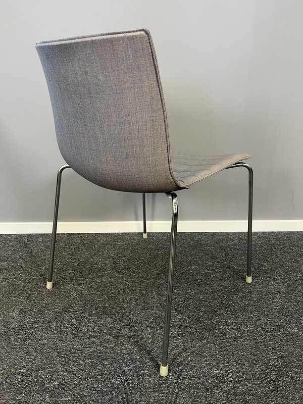 Konferensstol Arper Catifa 46