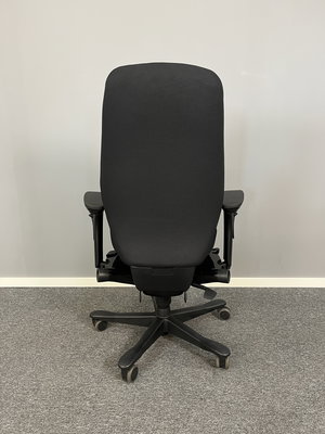 Kinnarps 9000 kontorsstol (ny klädsel)