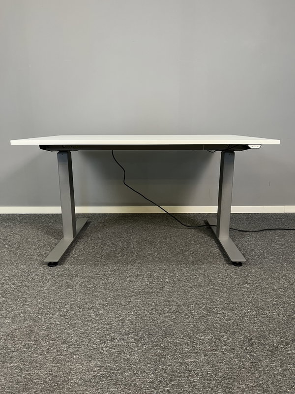 EFG höj & sänkbart bord 120cm