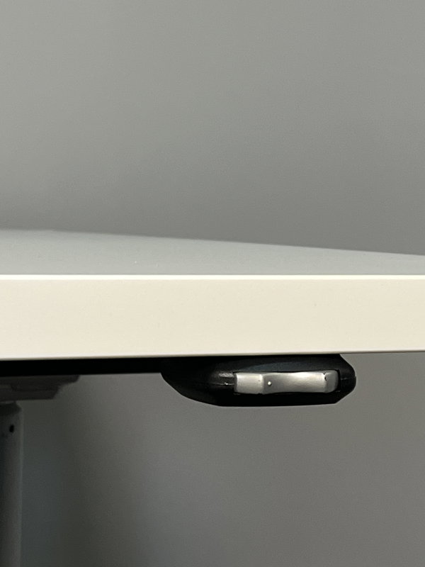 Höj & Sänkbart skrivbord Duba B8 160 (ny bordsskiva)