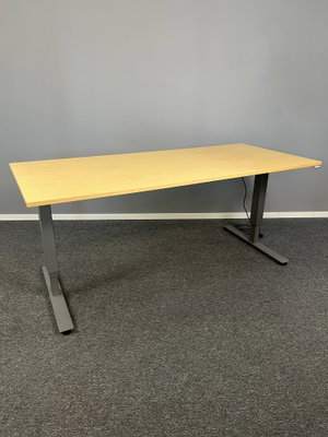 Höj & Sänkbart skrivbord EFG 180cm