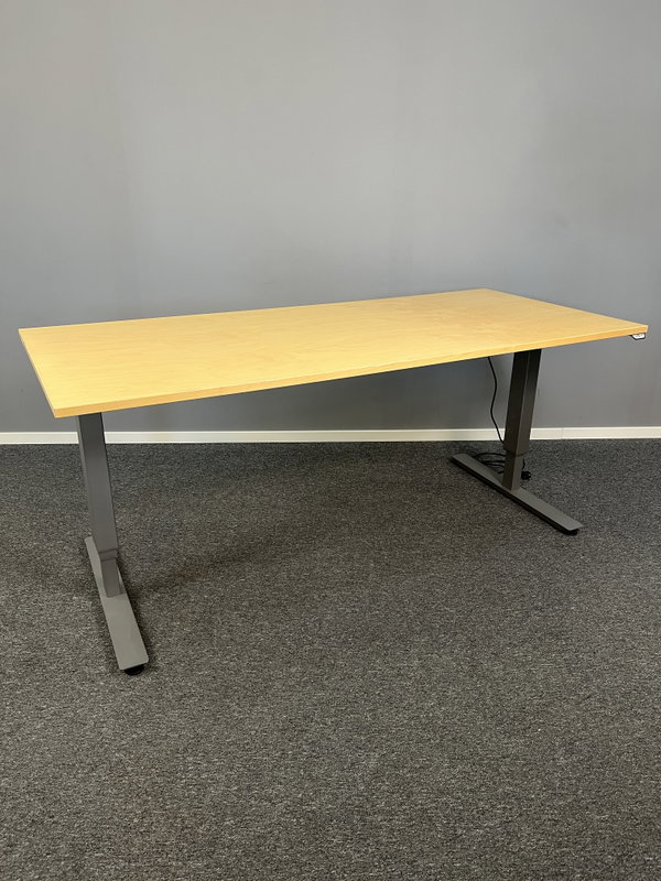 Höj & Sänkbart skrivbord EFG 180cm