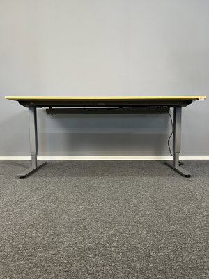 Höj & Sänkbart skrivbord EFG 180cm