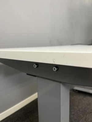 Höj & Sänkbart skrivbord 120cm Kenson