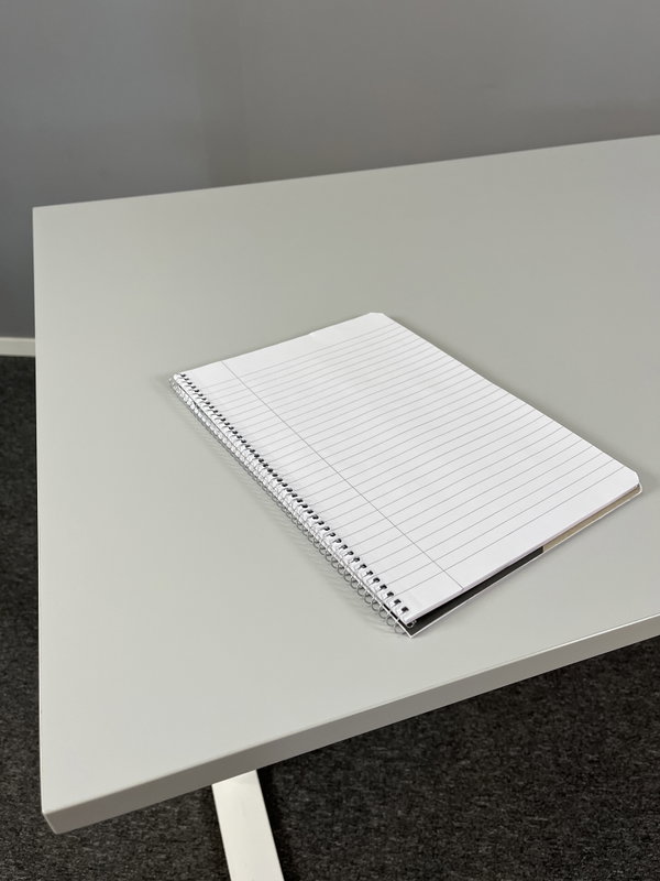 Höj & Sänkbart skrivbord 160cm Edsbyn Ljusgrå