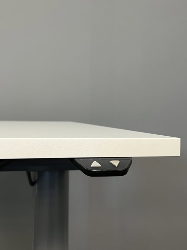 Höj & Sänkbart skrivbord 120cm Lanab (Ny bordsskiva)