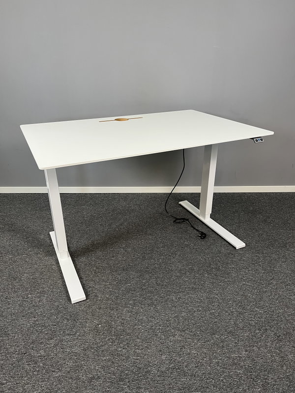 Höj & Sänkbart Skrivbord Edsbyn Choice 120x80