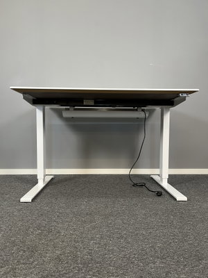 Höj & Sänkbart Skrivbord Edsbyn Choice 120x80