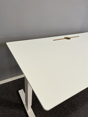 Höj & Sänkbart Skrivbord Edsbyn Choice 160x80