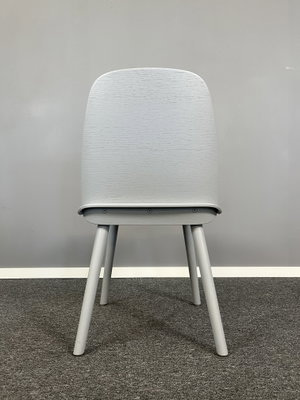 Matstol MUUTO Nerd Grå
