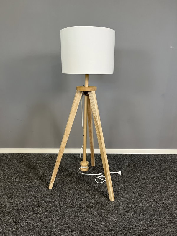 Golvlampa IKEA Lauters