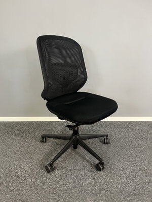Kontorsstol Vitra MedaPal