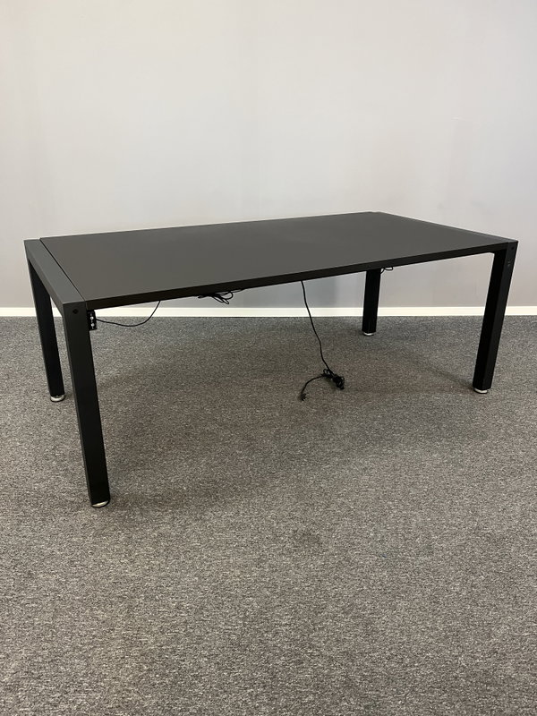 Höj & Sänkbart Skrivbord Holmris B8 H4 180x90cm