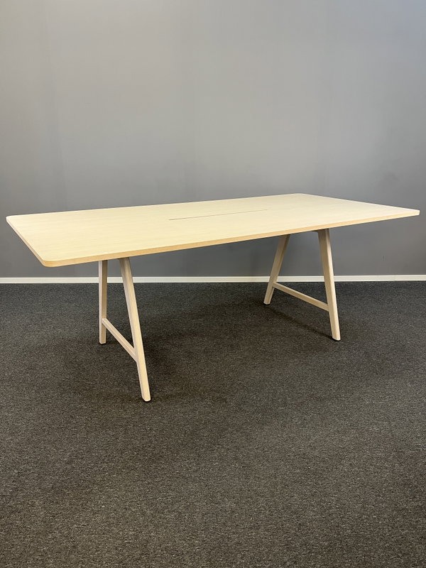 Konferensbord SA Möbler A-serien 240x120cm