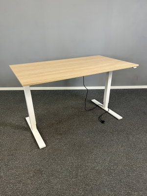 Höj & Sänkbart Skrivbord 140x80cm