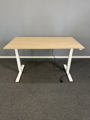 Höj & Sänkbart Skrivbord 140x80cm