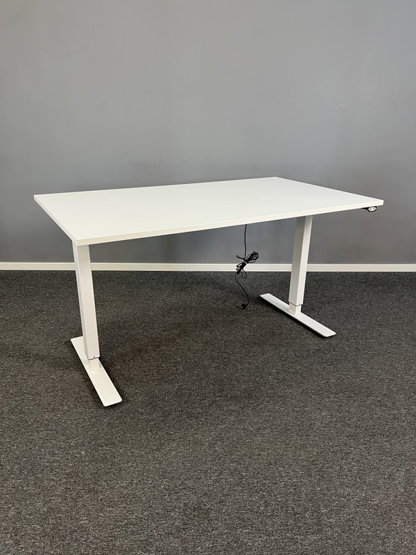 Höj & Sänkbart Skrivbord HOLMBERG 140x80cm
