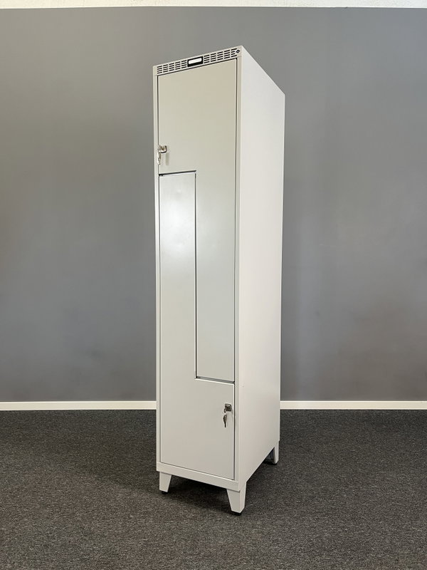 Omklädningsskåp Blika GZ12 Z-Skåp 40x55x185cm
