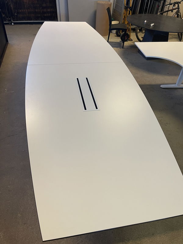 INOFF Konferensbord båtform 380cm