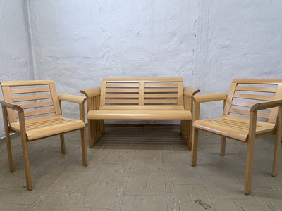 ALBIN HYSSNA Sittgrupp