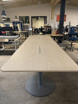 KONFERENSBORD 420x124cm