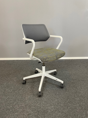 Konferensstol Steelcase Qivir