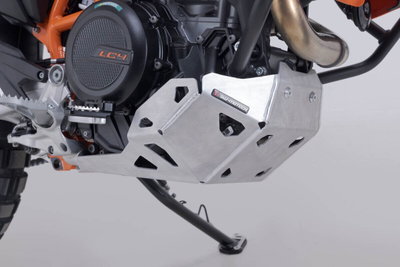 ENGINE GUARD