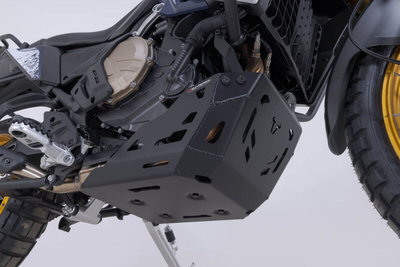 ENGINE GUARD BLACK