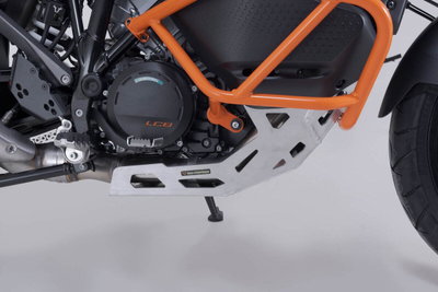 ENGINE GUARD