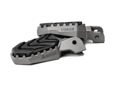 FOOTPEGS TITANIUM SUZUKI V-STR