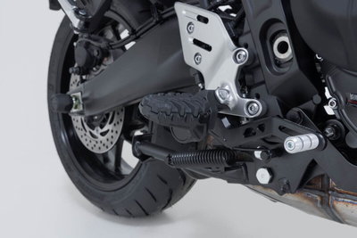 EVO FOOTREST KIT BLACK
