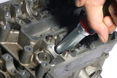 VALVE COLLET REMOVER AND INSTA