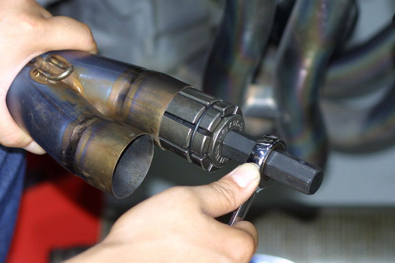 TAILPIPE EXPANDER 29-44MM 1-1/